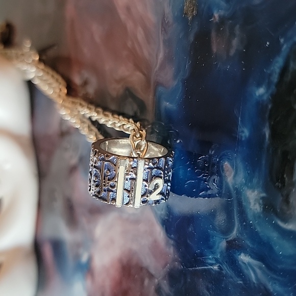 CHRISTIAN DIOR TROTTER RING. WITH CHAIN - Picture 3 of 5